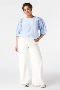 Blouse avec manches bouffantes