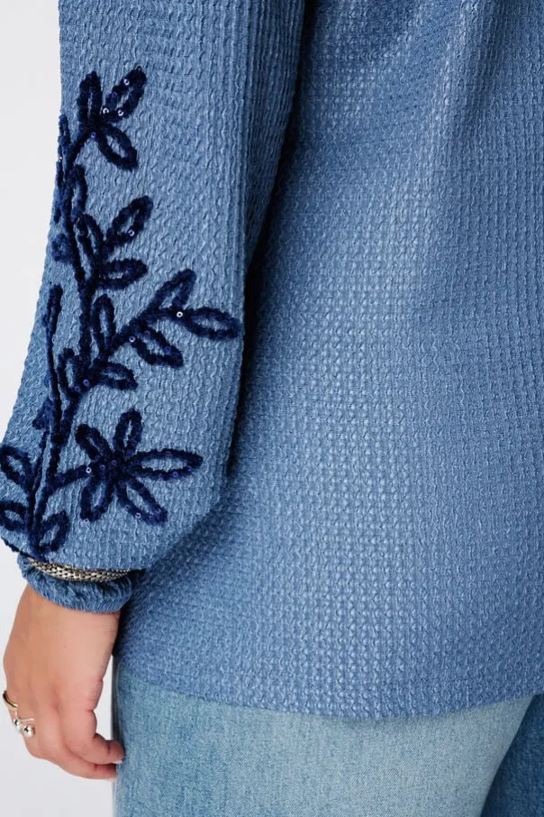 Haut avec broderie