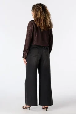 Jeans larges à taille haute