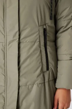 Manteau long matelassé avec capuche