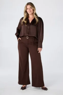 Pantalon droit avec ceinture