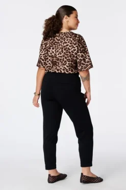 Pantalon fuselé à taille élastique