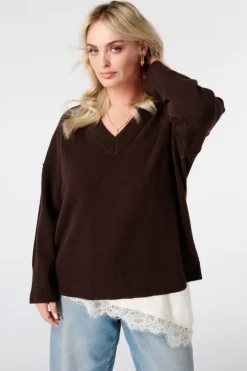 Pull à col en V