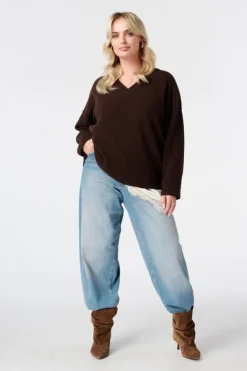 Pull à col en V