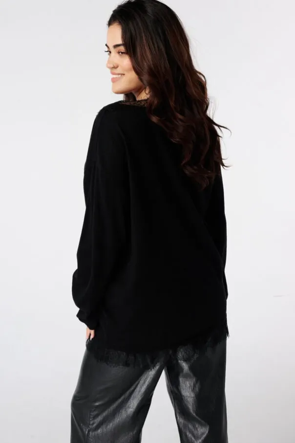 Pull en maille fine avec dentelle