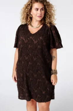 Robe à manches bouffantes