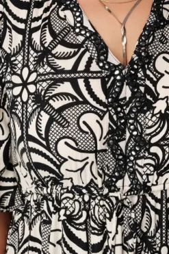 Robe maxi à manches papillon