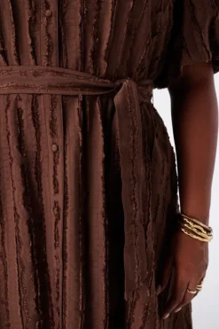Robe midi à ceinture