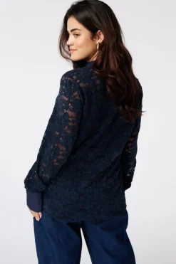 Top en dentelle