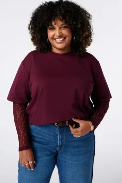T shirt à manches en dentelle